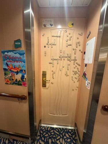 TEC-2025-DOORS-172