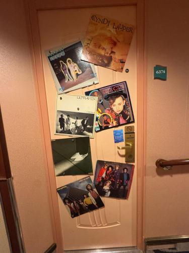 TEC-2025-DOORS-208